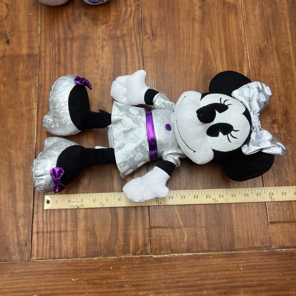 Disney 100 Years of Wonder Mickey & Minnie Mouse Plush Set 18